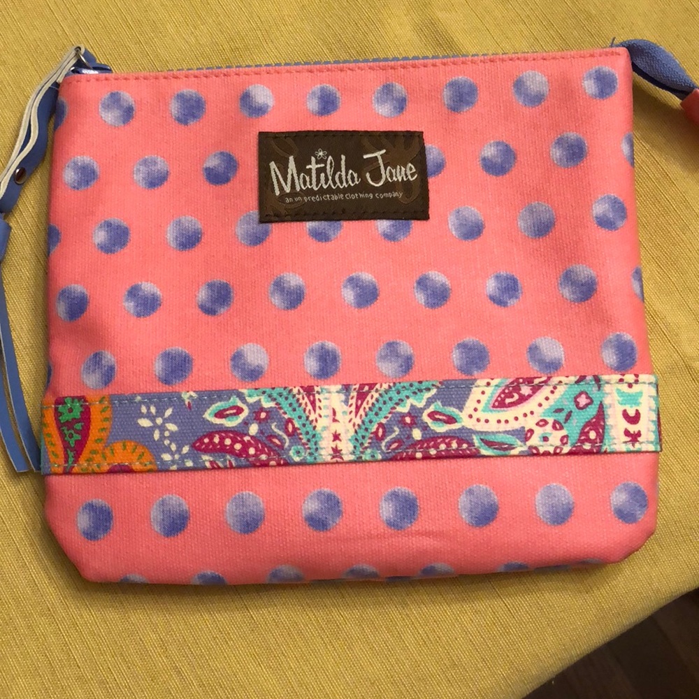 MJ pouch